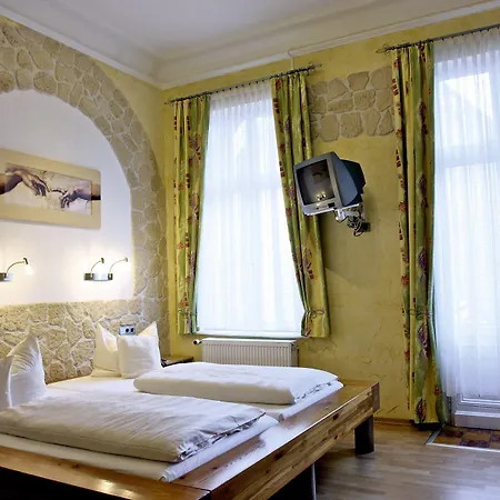 Deutsches Haus Hotel 3*