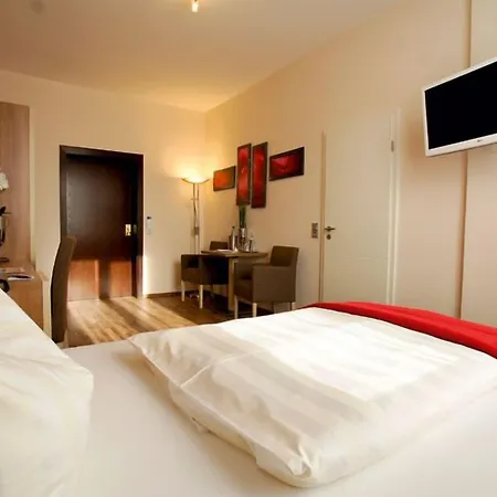 Hotel Deutsches Haus 3*