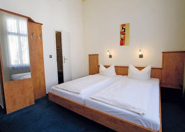 Deutsches Haus Hotel Brunswick